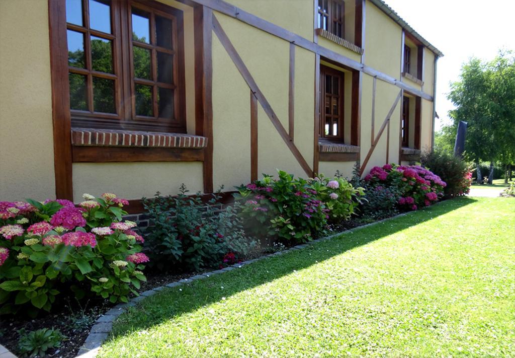 Bed and Breakfast Le Chemin D'Ulphe Boves Esterno foto